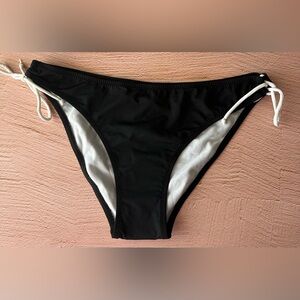 Biki Black White Side Tie Bikini Bottom L Women’s Great Classic Addition